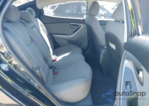 2016 Hyundai Elantra Se из США, поврежденный, VIN 5NPDH4AE4GH708213